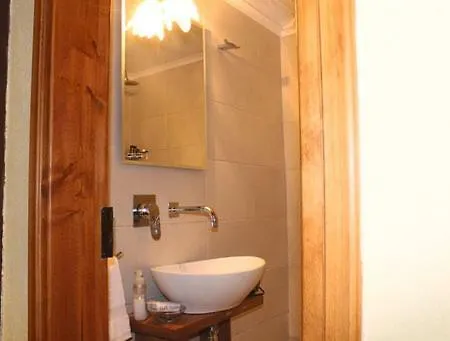 Rhodes Nest Apartment *